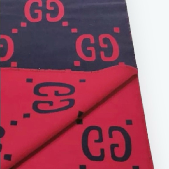 Auth Gucci GG Jacquard Navy Blue Red Wool Silk Scarf Wrap Stole On Sale Now - Picture 9 of 11
